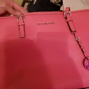 Micheal Kors bag